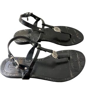 Coach Size 6B Patent Leather T-Strap Thong Sandal Buckle Slingback
